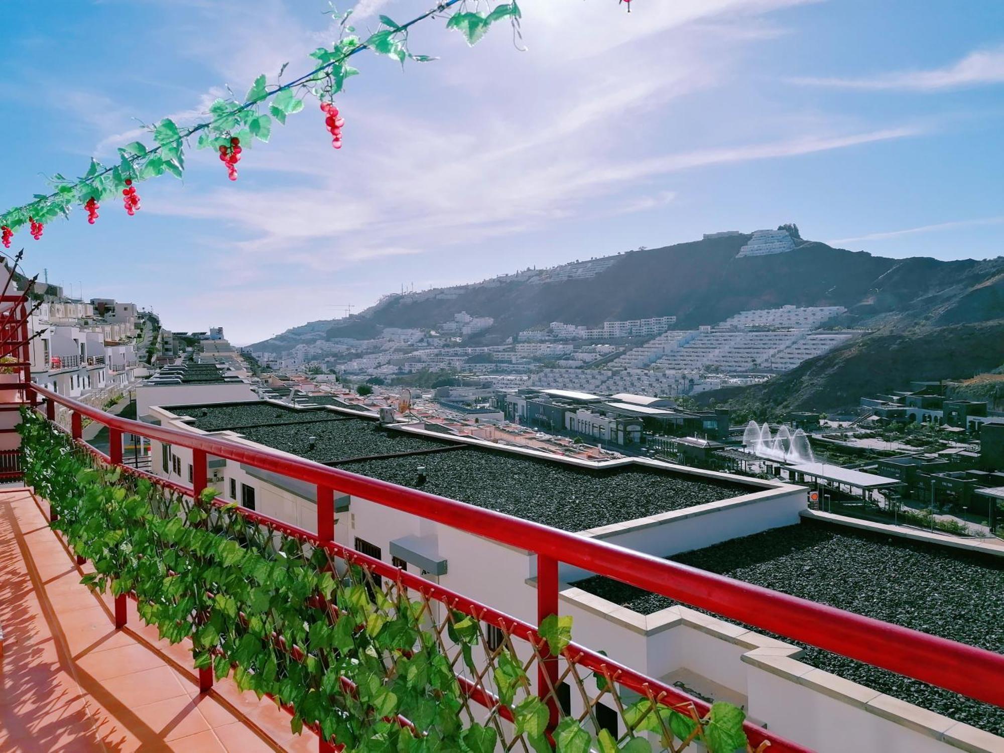 Big Villa Puerto Rico Streetfront With Private Saltwater Jacuzzi Pool, Bbq, Kitchen & 3 Terraces Near Shopping Center Puerto Rico (Gran Canaria) Exteriér fotografie